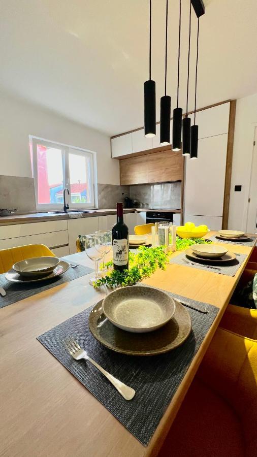 Apartman Magnolia Deluxe Zadar-with Free Parking, Garden And Terrace Zadar