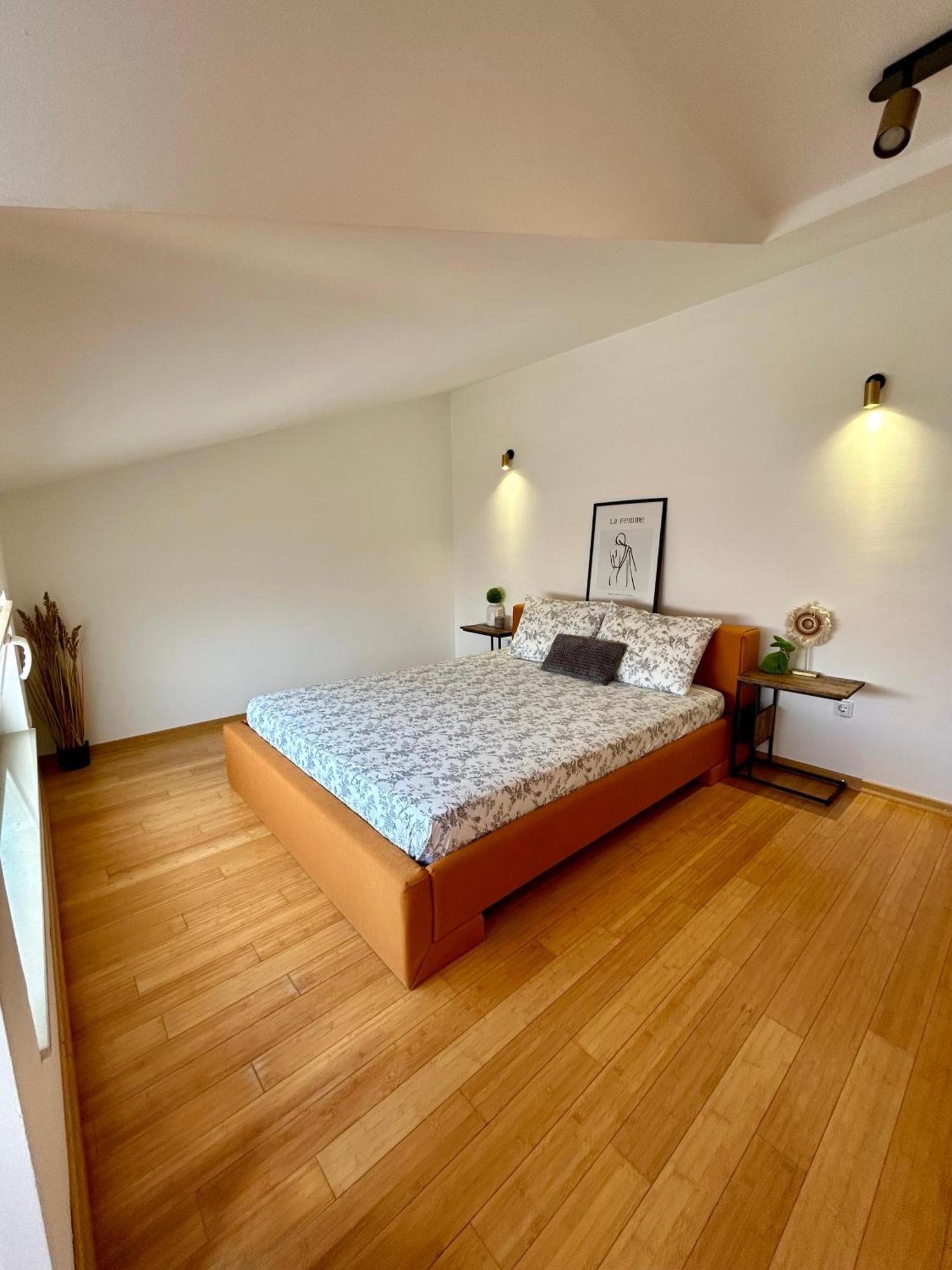 Apartman Magnolia Deluxe Zadar-with Free Parking, Garden And Terrace *